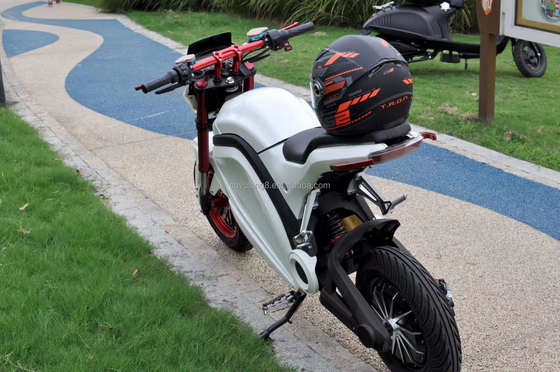 2000W/3000W/5000W Δύναμη κινητήρα 72V Ηλεκτρική μοτοσυκλέτα για αγώνες σε υψηλές ταχύτητες