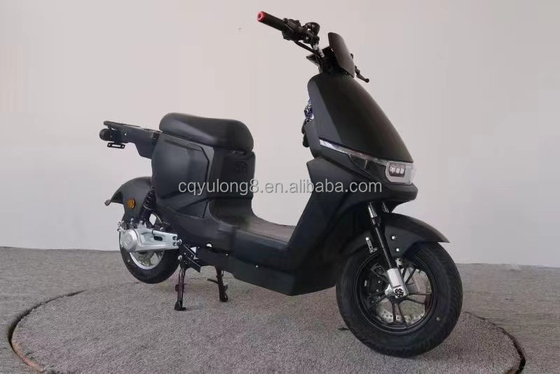 Διπλό σύστημα διακοπής δίσκου 1000w Μηχανοκίνητο ηλεκτρικό σκούτερ με πιστοποιητικό ΕΟΚ