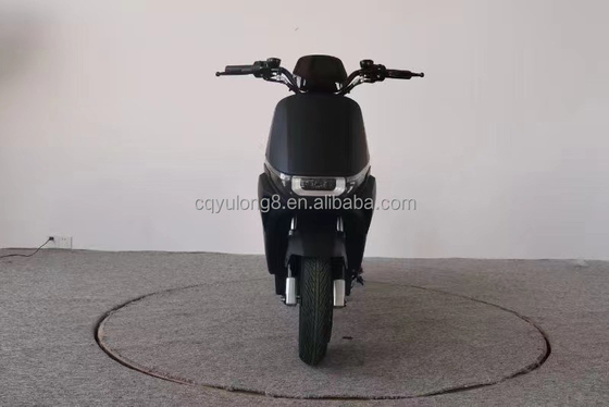 Διπλό σύστημα διακοπής δίσκου 1000w Μηχανοκίνητο ηλεκτρικό σκούτερ με πιστοποιητικό ΕΟΚ