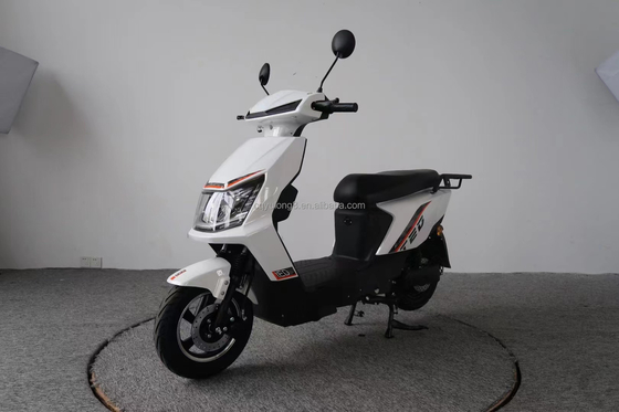 Ηλεκτρική μοτοσυκλέτα 3000W πιστοποιημένη από την ΕΟΚ με αφαιρούμενη μπαταρία λιθίου και φρένο δίσκου