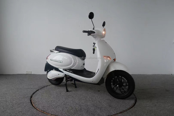 500W/1000W/1500W/2000W Brushless Motor Electric Scooter για ενήλικες Μέγιστη ταχύτητα 40 60km/h