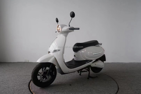 500W/1000W/1500W/2000W Brushless Motor Electric Scooter για ενήλικες Μέγιστη ταχύτητα 40 60km/h