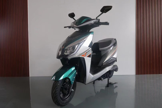 3.0-10 Ελαστικό 1500W 48V 60V Ηλεκτρικό σκούτερ για ενήλικες Προσιτό και εξατομικεύσιμο