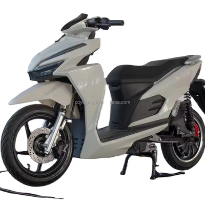 Ηλεκτρικό σκούτερ μοτοσυκλέτας 72V2000W για ταχεία και οδήγηση σε ποδήλατα δρόμου