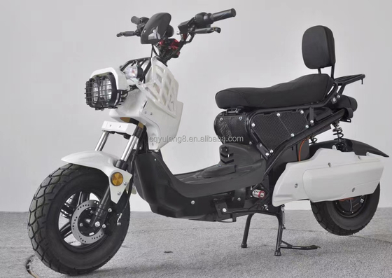 Προσαρμόσιμα ηλεκτρικά σκούτερ 1500W-2000W με διπλά φώτα και γρήγορη φόρτιση